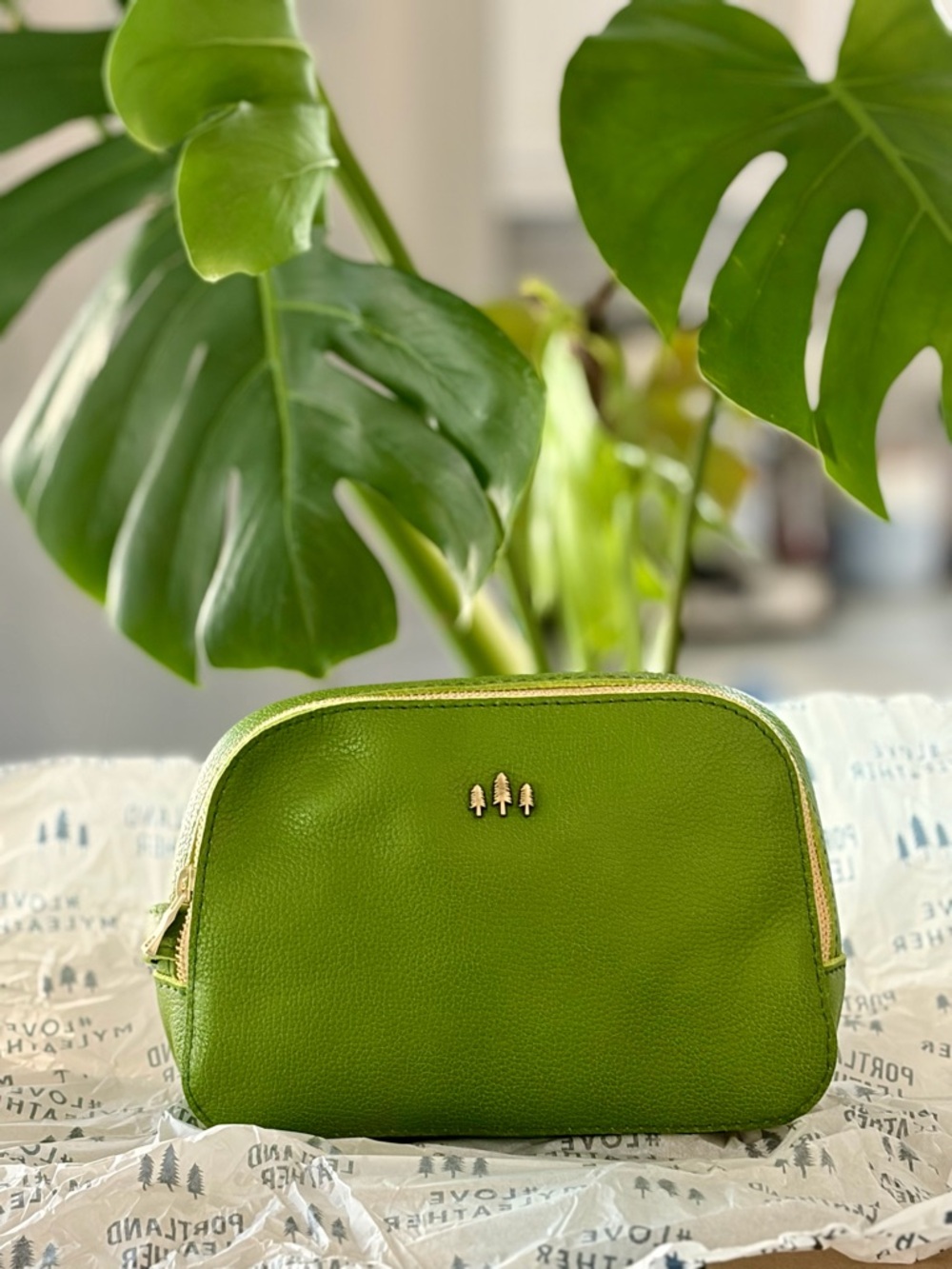 🌱Mantis Scarlett Sling Bag - Portland Leather